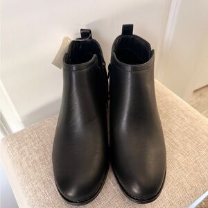 Falls Creek Black Ankle Boots